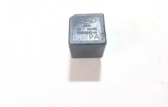 Ford Mondeo Mk III Other relay 14b192aa
