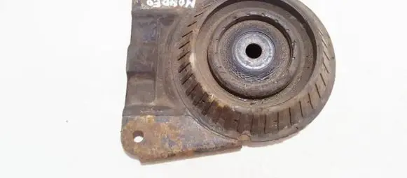 Ford Mondeo MK II Coil spring mount 