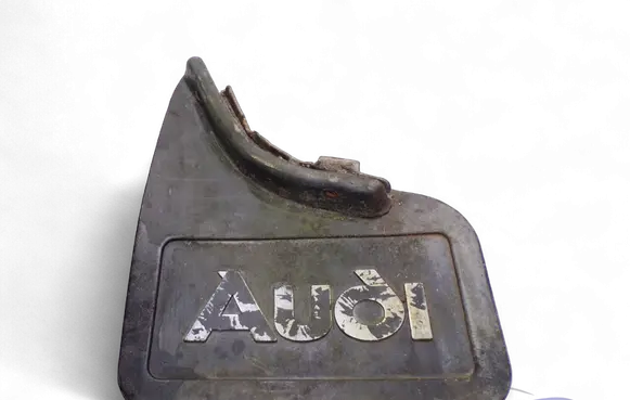Audi 200 Rear mudguard 