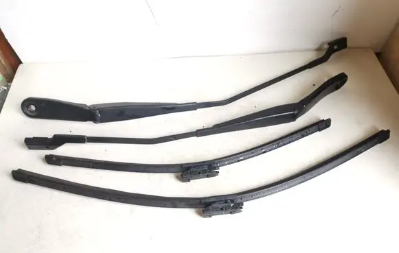 Volvo S80 Front wiper blade arm 31276005 31276004