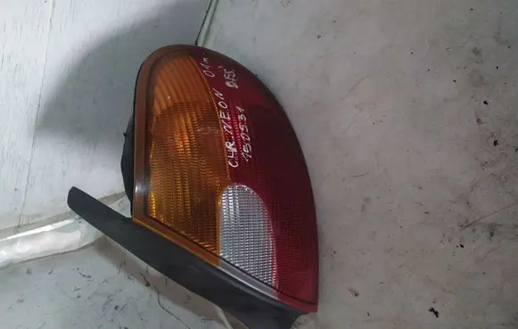 Chrysler Neon II Rear/tail lights