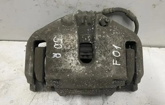 BMW 7 F01 F02 F03 F04 Front brake caliper 6036