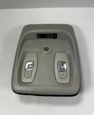 Renault Captur Front seat light
