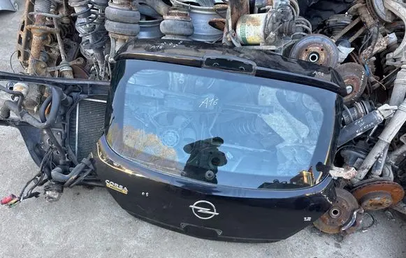 Opel Corsa D Tailgate/trunk/boot lid 