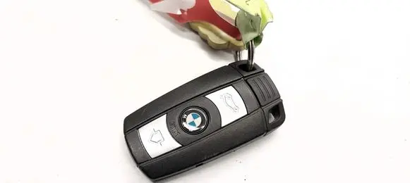 BMW X1 E84 Ignition key/card 
