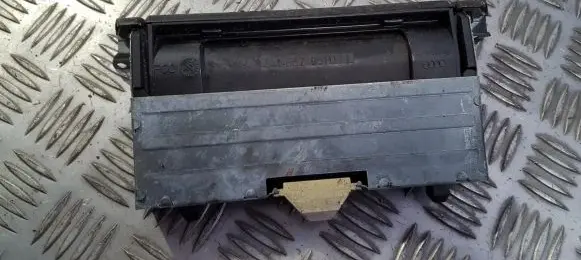 Car ashtray