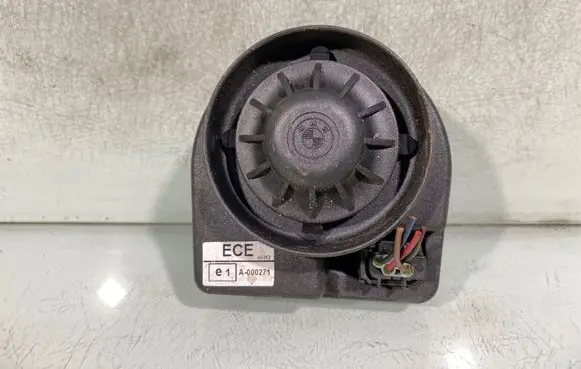 Alarm system siren