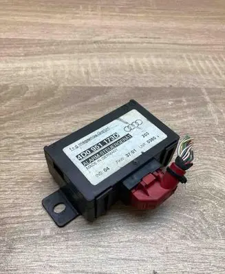 Audi A6 S6 C5 4B Alarm control unit/module 4D0951173D WITHPLUG