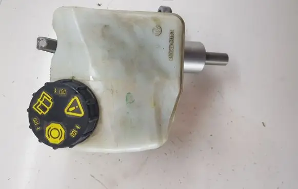 Volvo S90, V90 Master brake cylinder 31381420 31381417