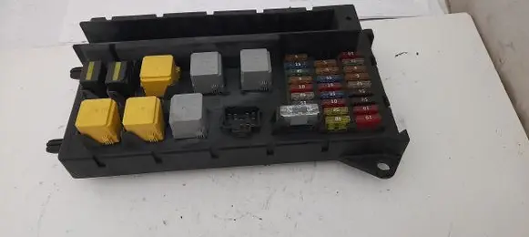 Mercedes-Benz Sprinter W906 Fuse module ZGS007Q004 518817028