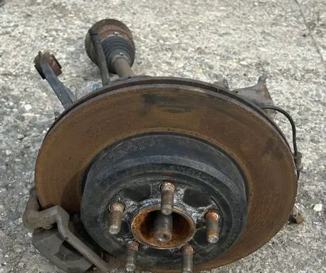 Lancia Thema Rear wheel hub spindle/knuckle P68080381AA