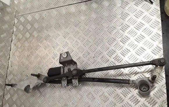 Mercedes-Benz A W176 Front wiper linkage w000027119