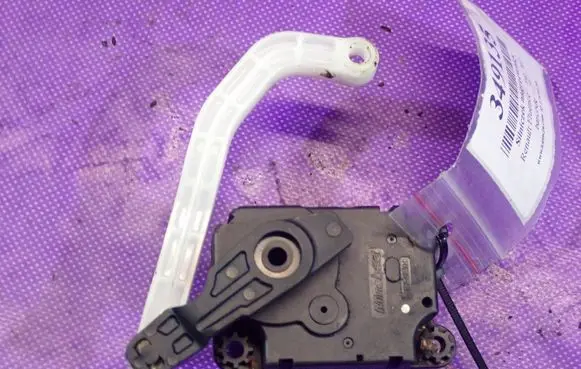 Renault Fluence A/C air flow flap actuator/motor 