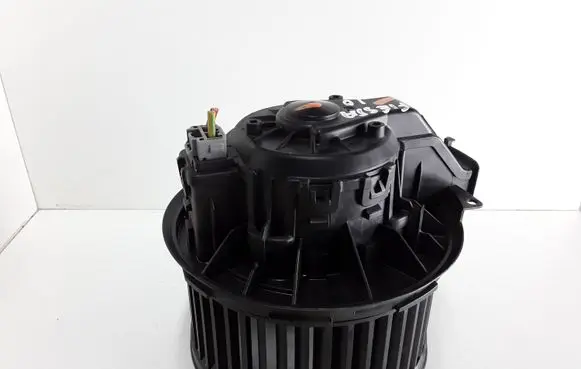 Ford Fiesta Heater fan/blower 0130115551 VP8E2H18456AA