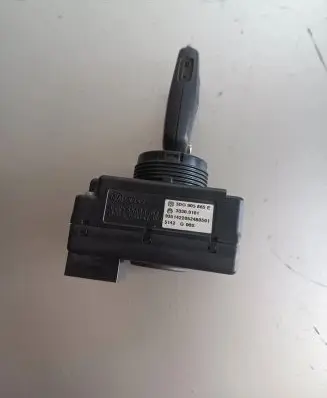 Audi A8 S8 D3 4E Ignition lock 3D0905865E 33300101 935142205248001