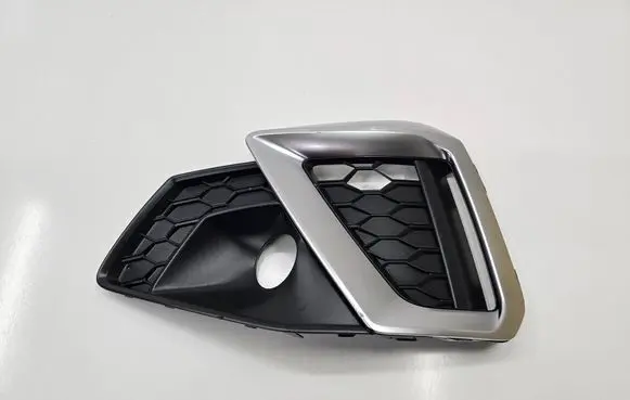 Audi A4 S4 B9 8W Front bumper lower grill 8W0807681AM