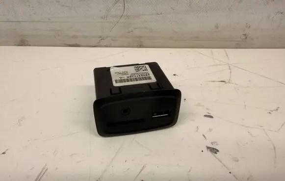 Renault Scenic III - Grand scenic III USB socket connector SC3USB1