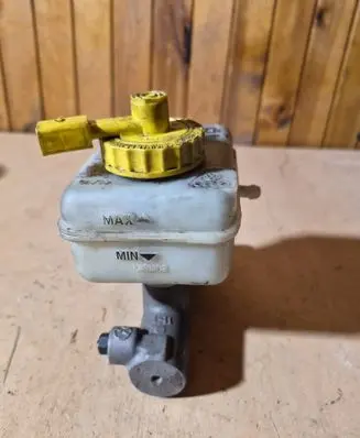 Volkswagen Bora Master brake cylinder DBXAN5
