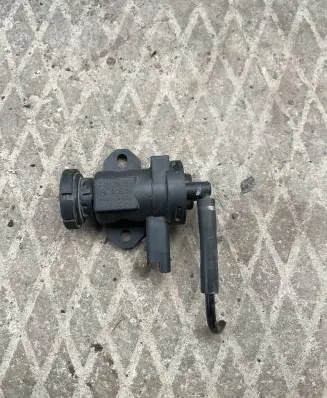 Citroen C5 Turbo solenoid valve 9635704380 0928400414