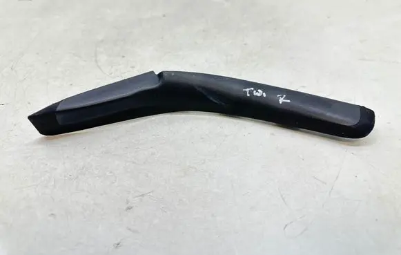 Renault Twingo II Wiper trim 8200455493