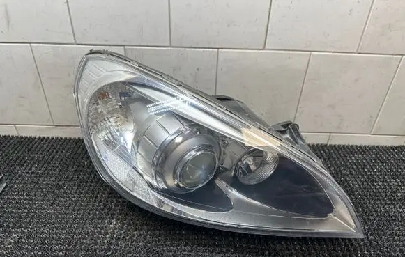 Volvo V60 Headlight/headlamp 31383065
