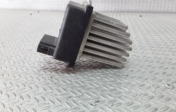 Audi A6 S6 C5 4B Heater blower motor/fan resistor 4B0820521