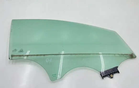 KIA Sportage Front door window glass four-door 43R00069 E00025 DOT24M25AS2