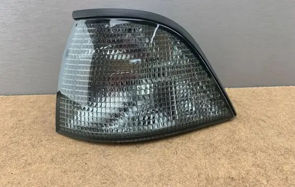 BMW 3 E36 Front indicator light 63138353281 8353281 82199403093