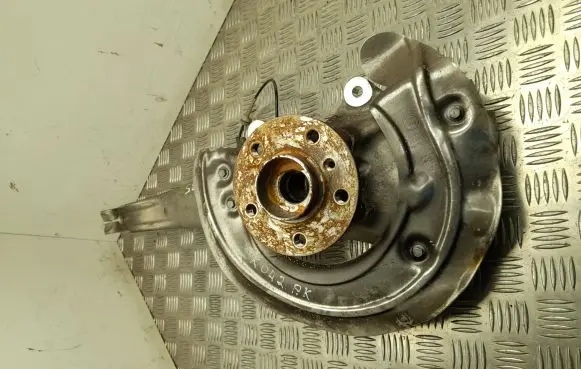 BMW iX1 Front wheel hub 6890573
