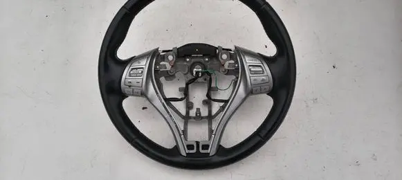 Nissan Qashqai Steering wheel 