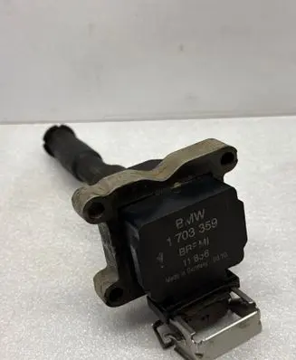 BMW 7 E38 High voltage ignition coil 1703359 11856