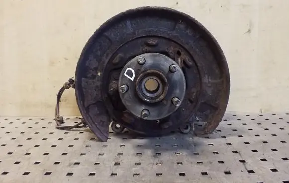 Subaru Outback Rear wheel hub