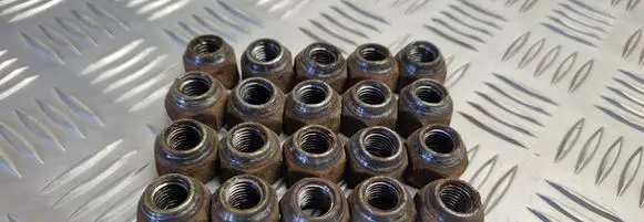 KIA Carnival Nuts/bolts 