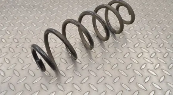 Audi A4 S4 B9 8W Rear coil spring 8W0511115