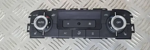 Volkswagen Touareg II Climate control unit 7P6907040C 5HB01043333