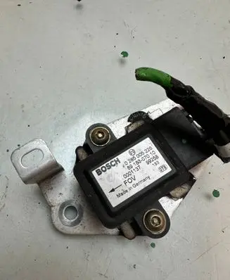Toyota Avalon XX20 ESP acceleration yaw rate sensor 0265005226