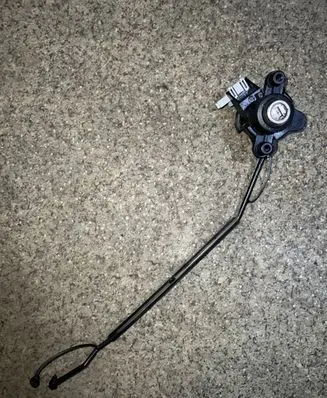BMW 3 E46 Tailgate exterior lock 8241088