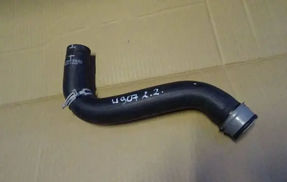Mercedes-Benz Sprinter W907 W910 Engine coolant pipe/hose A9065012982