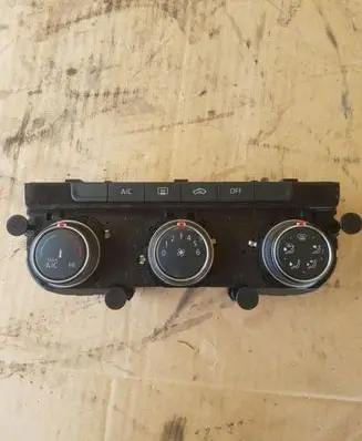 Volkswagen PASSAT B8 Climate control unit 5G0907426AF