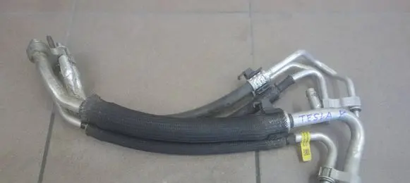 Air conditioning (A/C) pipe/hose