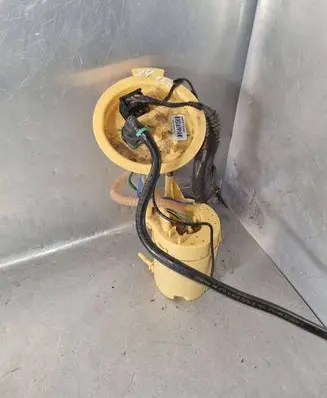 BMW X4 F26 In-tank fuel pump 7360655 6065533940144