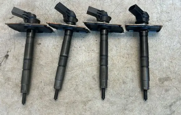 Audi Q5 SQ5 8R Fuel injectors set 03L130277 100920 0445116030