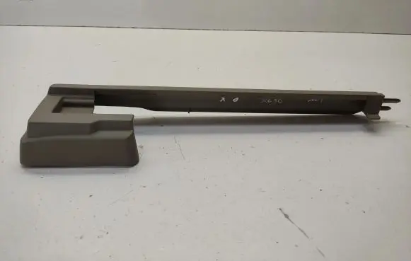 Volvo XC90 Front passenger seat rail trim 30662554