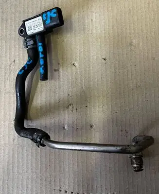Audi A4 S4 B8 8K Exhaust gas pressure sensor 059906051C 0281006083 130121T2050E