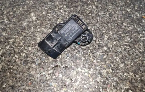 Chevrolet Cruze Air pressure sensor 0281006052 55568176