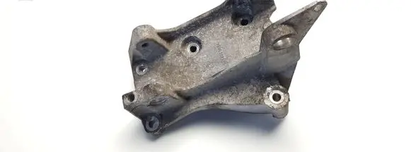 Peugeot 307 Generator/alternator bracket 9636301380