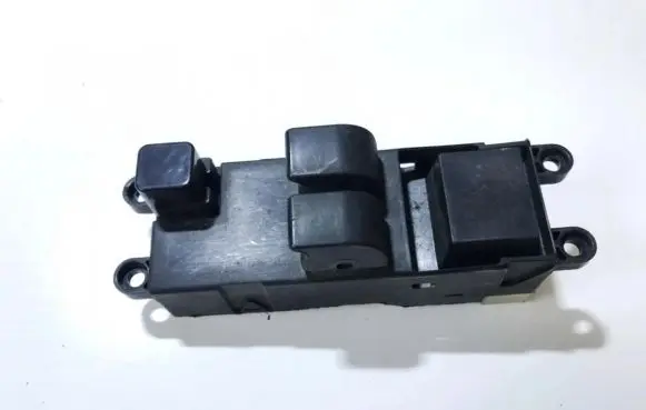 Nissan Primera Front door window switch trim 