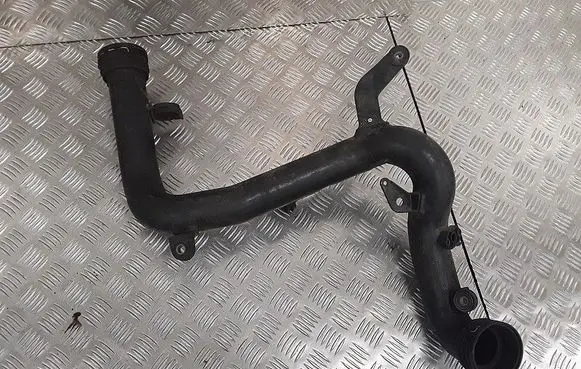Volkswagen Touran I Air intake hose/pipe 1k0145770 1k0145752