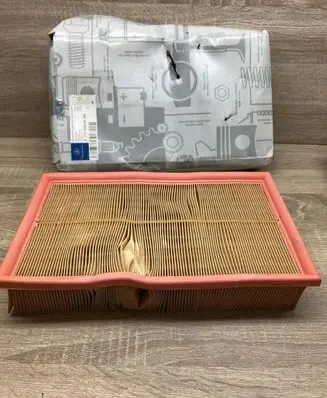 Mercedes-Benz E W211 Air filter A1120940104