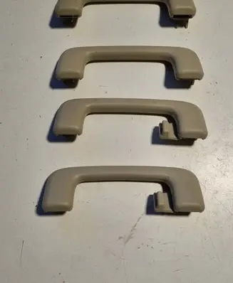 Mitsubishi Pajero Front interior roof grab handle